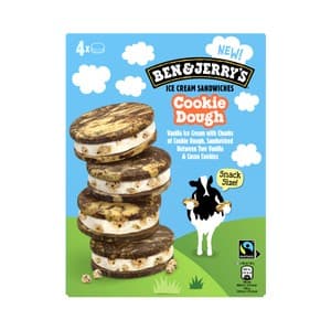 BEN & JERRY´S Cookie dough Sándwich de helado de vainilla con trocitos crujientes de masa de galleta 4 x 68 ml.